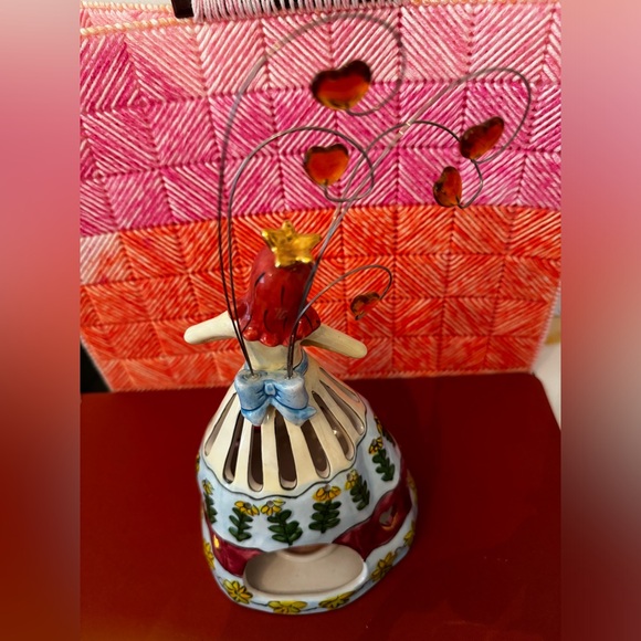 Blue Sky "Queen of Sisters" by Heather Goldminc Beautiful Gift for Sister Decor - Picture 6 of 8